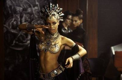 aaliyah dans queen of the damned